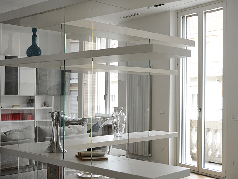 Infissi moderni per l’appartamento in centro: l’eleganza e la funzionalità dei serramenti in legno e alluminio